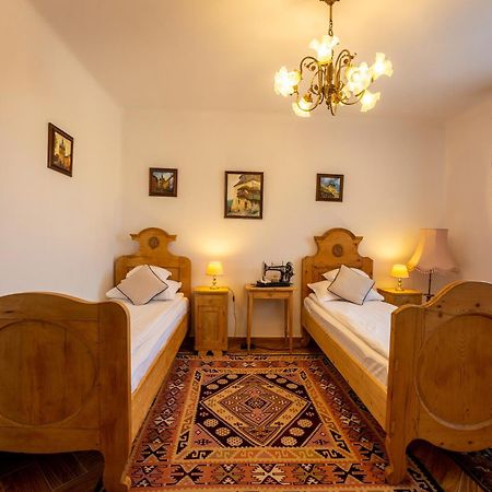 Casa Szabo Bed & Breakfast Sighisoara Exterior photo